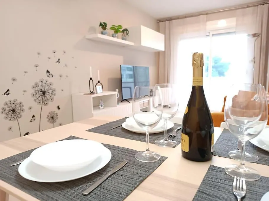 Apartamento Nuevo Con Piscina Cambrils 0*,